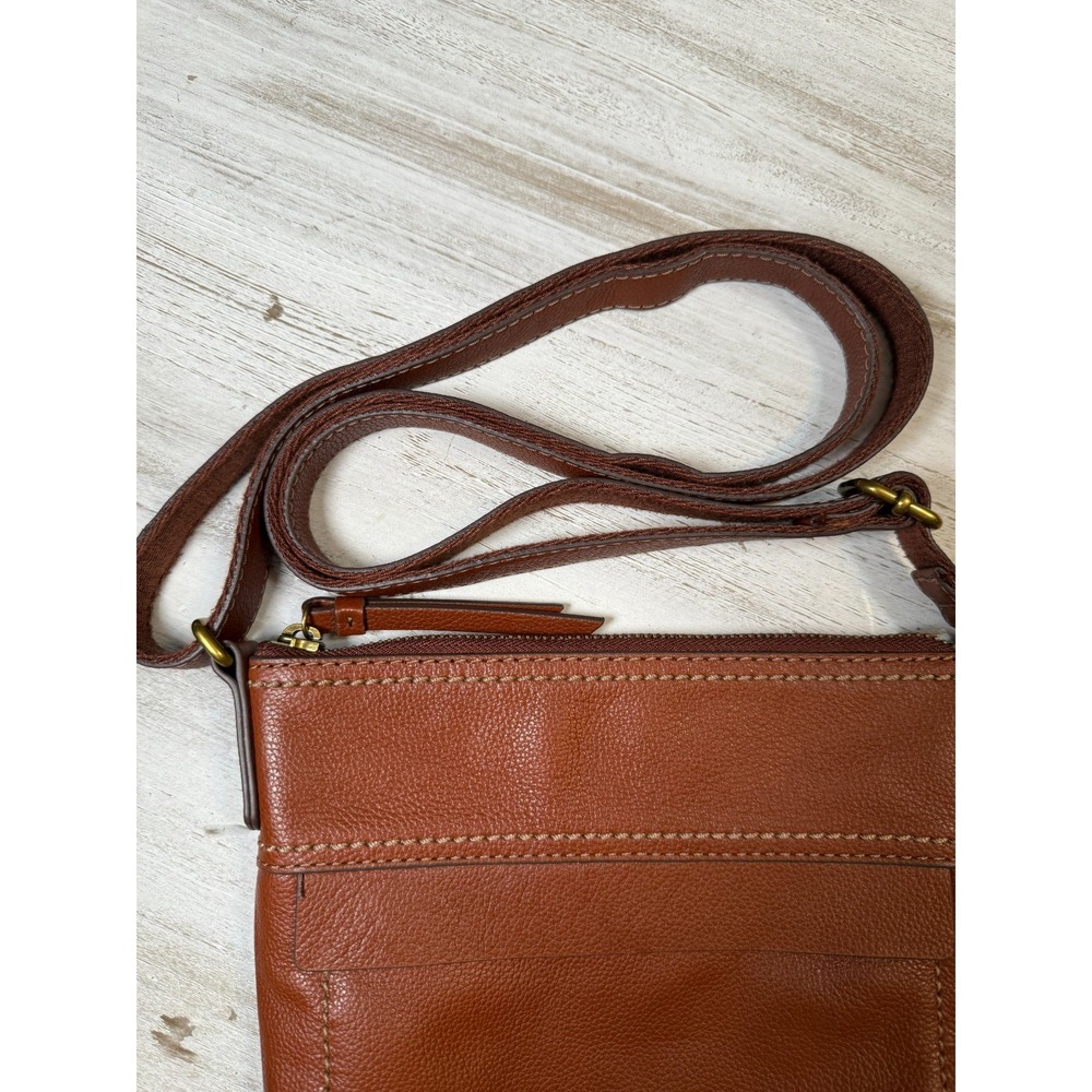Fossil Aida Leather Crossbody‎ - Picture 13 of 15